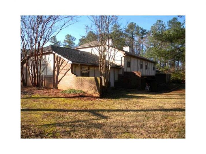 1228 Natchez Trace Sw, Marietta, GA 30008