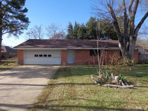 505 Charles Lane, Terrell, TX 75160