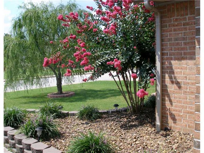 1407 W LAURA ST, Rogers, AR 72758
