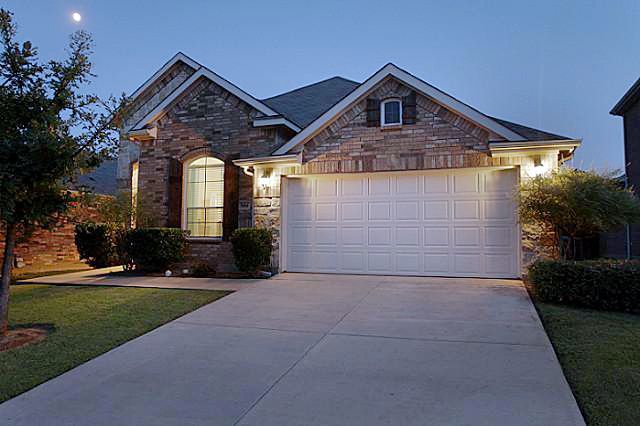 504 Jefferson Lane, Lake Dallas, TX 75065