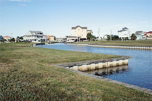 24 ISLAMORADA, Hitchcock, TX 77563