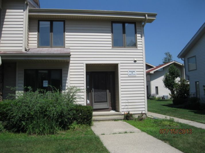 90 Cheyenne Rd, Lafayette, NJ 07848