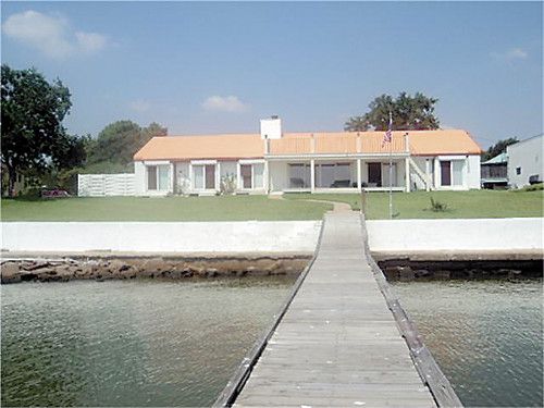 219 SYLVAN ST, La Porte, TX 77571