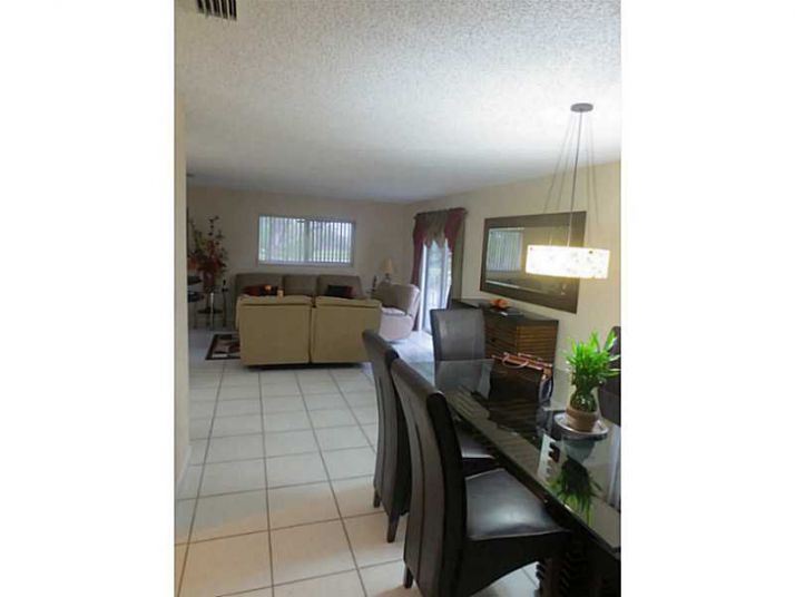 14919 SW 80 ST # 221, Miami, FL 33193