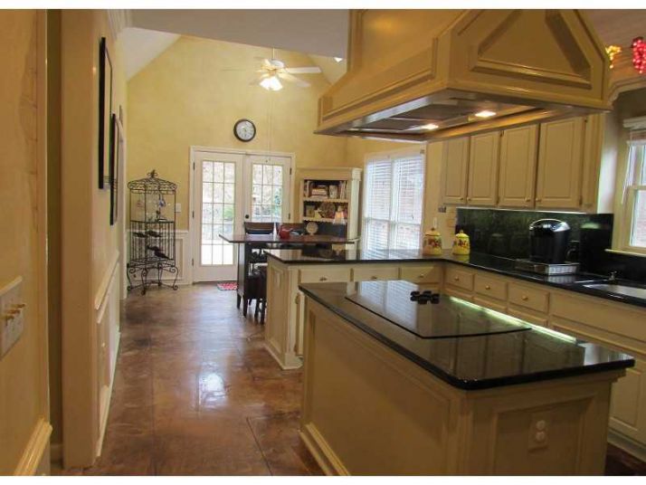 545 Devonshire Farms Way, Alpharetta, GA 30004