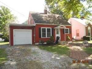 10 W Maxwell Dr, Shelby, OH 44875