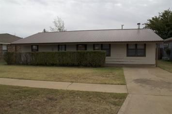 1103 W 31st St, Plainview, TX 79072