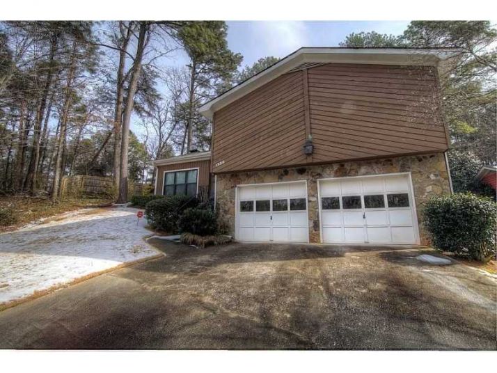 1325 Balsam Drive, Decatur, GA 30033