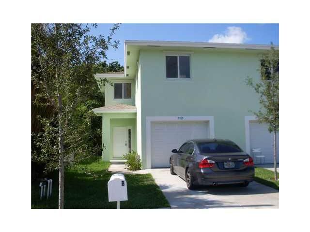 5915 Fillmore St # A, Hollywood, FL 33021