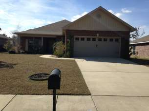 13715 Fox Hill Dr, Gulfport, MS 39503