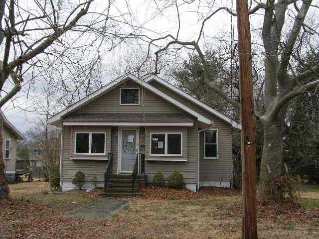 307 South Fairview Avenu, Cologne, NJ 08213