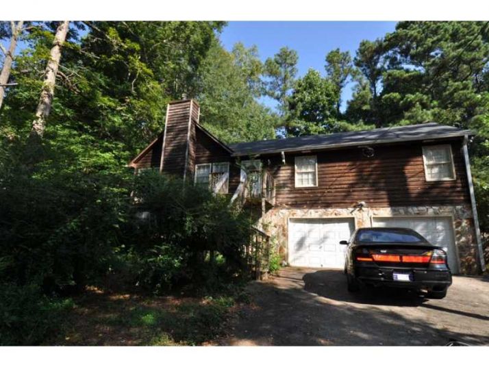 164 Paces Lakes Drive, Dallas, GA 30157