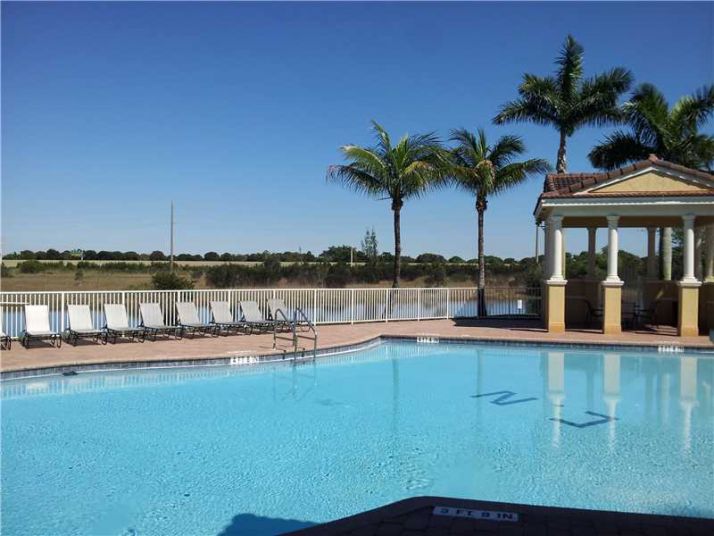 4361 SW 160 AV # 100, Hollywood, FL 33027