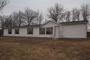 5600 E Beagle Dr, Terre Haute, IN 47802