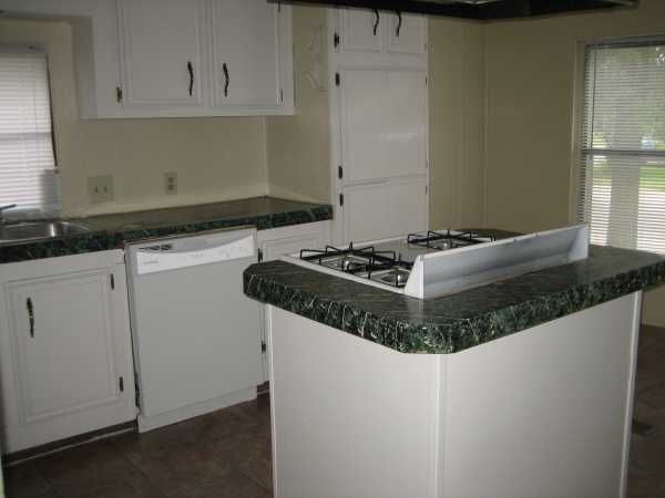 29560 Jamestown, New Baltimore, MI 48051
