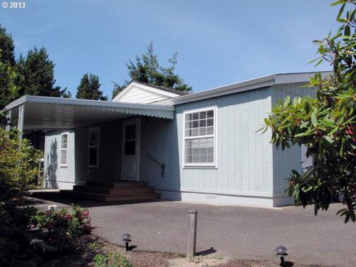 1600 RHODODENDRON DR #SP284, Florence, OR 97439
