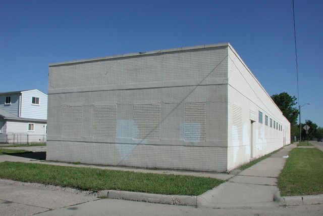 21321 S. Chrysler Drive, Hazel Park, MI 48030