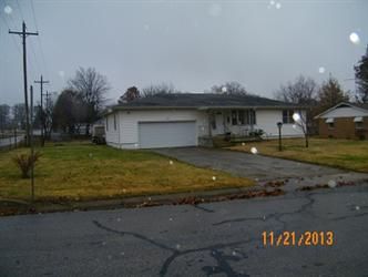 329 W Fields Blvd, El Dorado Springs, MO 64744
