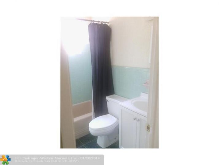 1013 SW 3RD ST, Hallandale, FL 33009