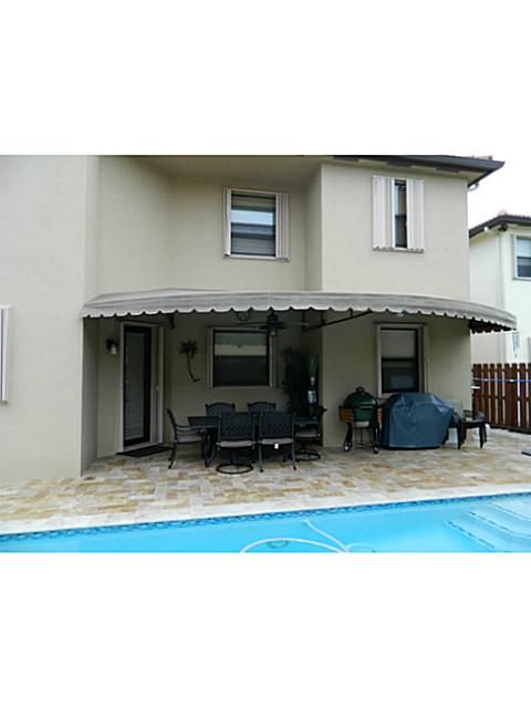 15505 SW 117 ST, Miami, FL 33196