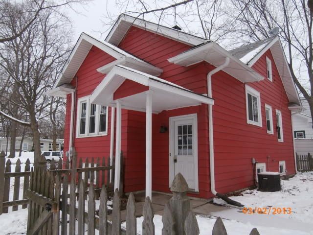 647 Kenilworth Ave, Glen Ellyn, IL 60137