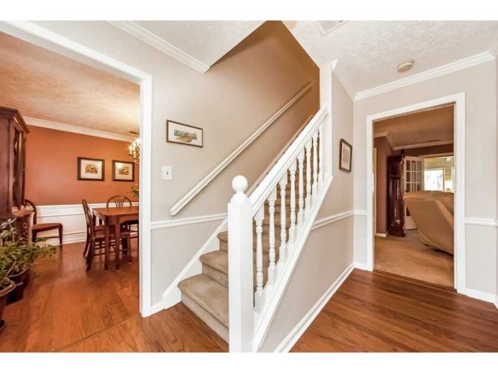 2704 Chestnut Ridge Way, Marietta, GA 30062
