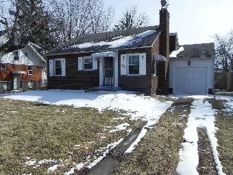 809 Yeoman St, Washington Court House, OH 43160