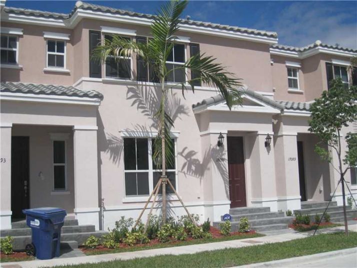 17091 SW 93 ST # 0, Miami, FL 33196