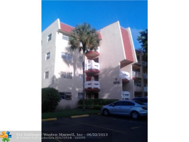 1015 COUNTRY CLUB DR # 107, Pompano Beach, FL 33063