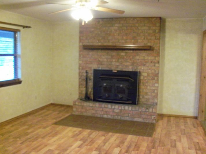 256 CR 1792, London, AR 72847