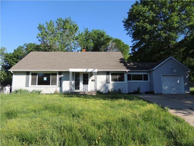305 Louise Ave, Clinton, MO 64735
