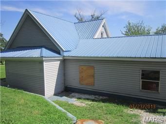 910 3rd St, Saint Mary, MO 63673