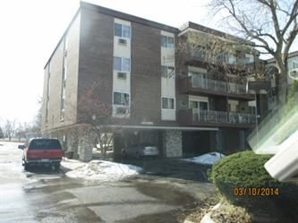 1331 S Finley Rd #412, Lombard, IL 60148