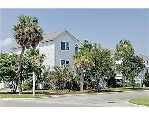 2 Beachwood CT, Tybee Island, GA 31328