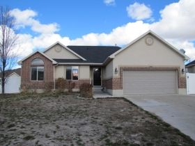 1392 West 2275 South, Syracuse, UT 84075