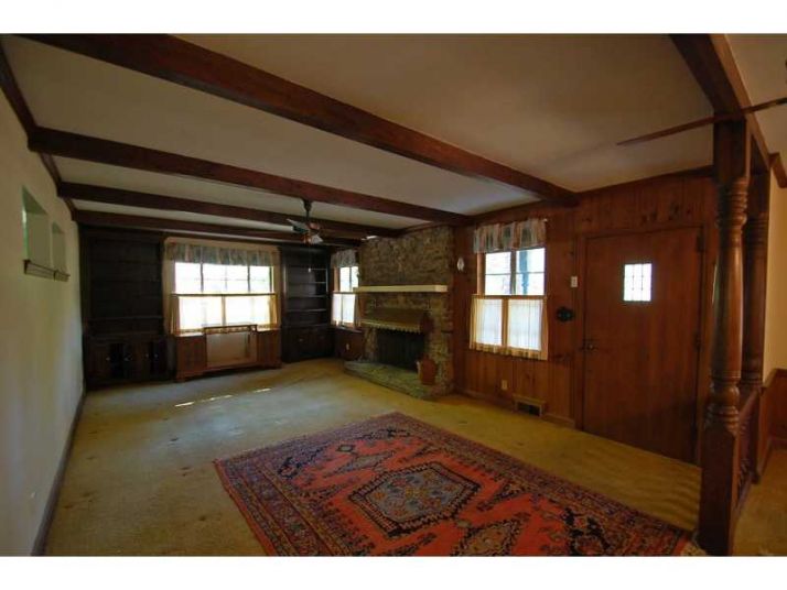 2166 Azalea Circle, Decatur, GA 30033