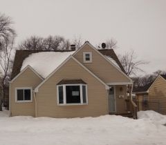 526 Arbor Dr, Round Lake, IL 60073