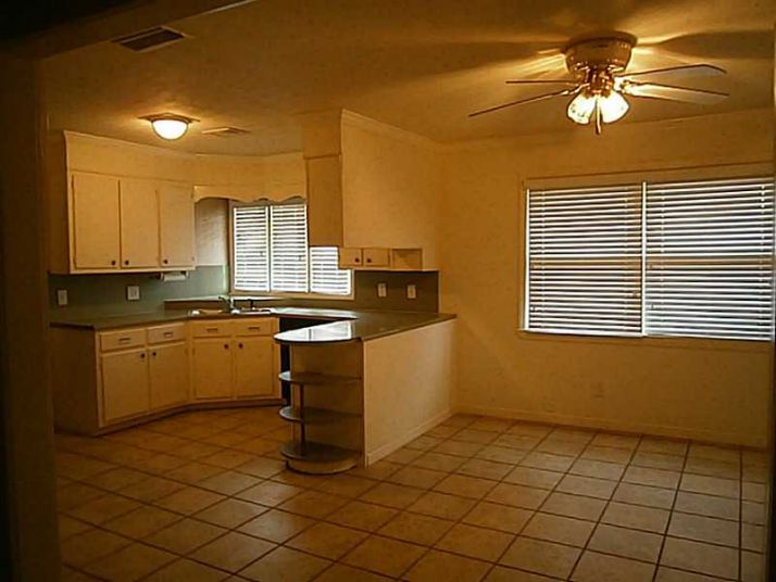 6137 Castleberry Road, Cumming, GA 30040