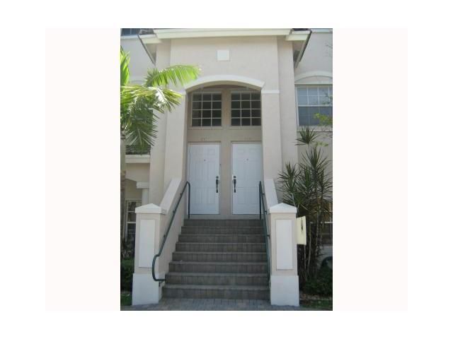 5670 116 AV # 218, Miami, FL 33178