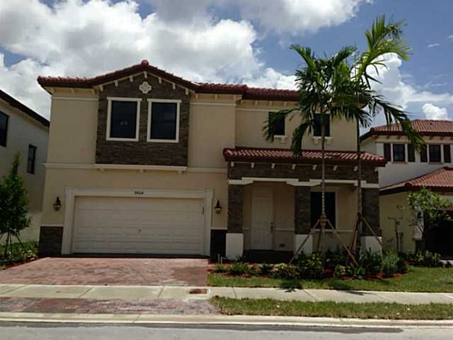 9964 NW 87 TE, Miami, FL 33178