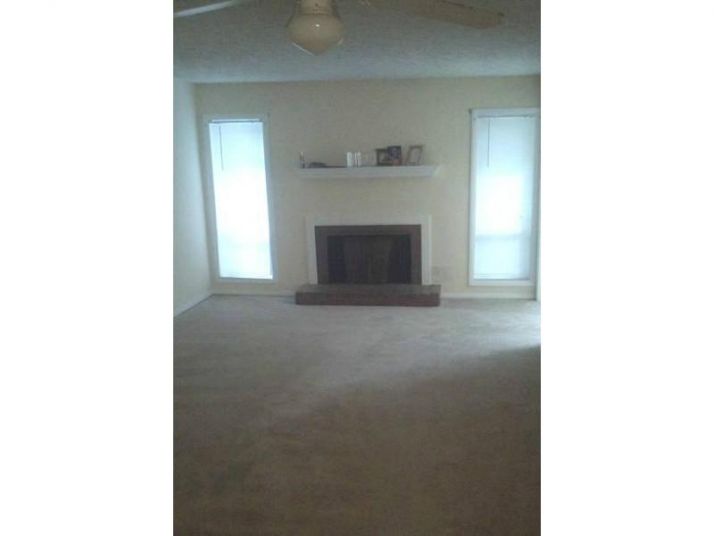 Unit 1h - 9400 Roberts Drive, Atlanta, GA 30350