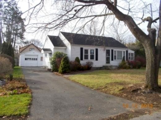 Barrington, Longmeadow, MA 01106