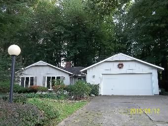 5920 Mills Creek Ln, North Ridgeville, OH 44039