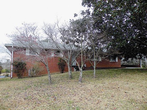 1142 W Hunt Rd, Alcoa, TN 37701