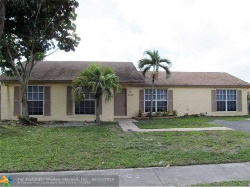 5570 SW 8TH ST, Pompano Beach, FL 33068