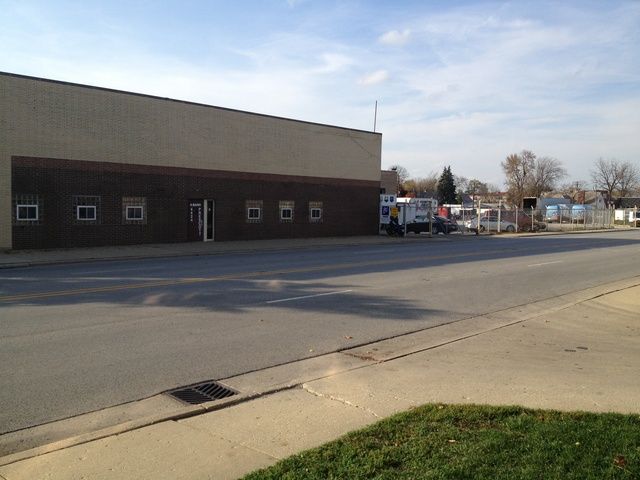 4400 Prescott Ave, Lyons, IL 60534