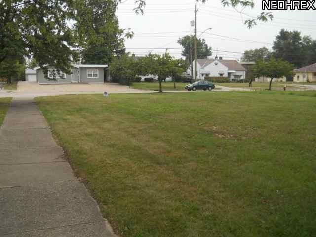 5834 Dunham Rd, Maple Heights, OH 44137
