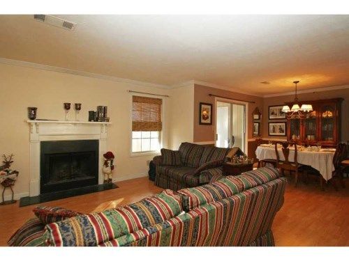 Unit 301 - 4000 Riverlook Parkway, Marietta, GA 30067