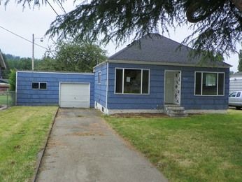 1646 Pacific Avenue North, Kelso, WA 98626