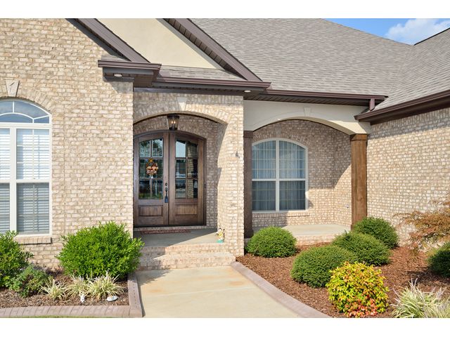 129 Zhender Cove, Tuscumbia, AL 35674